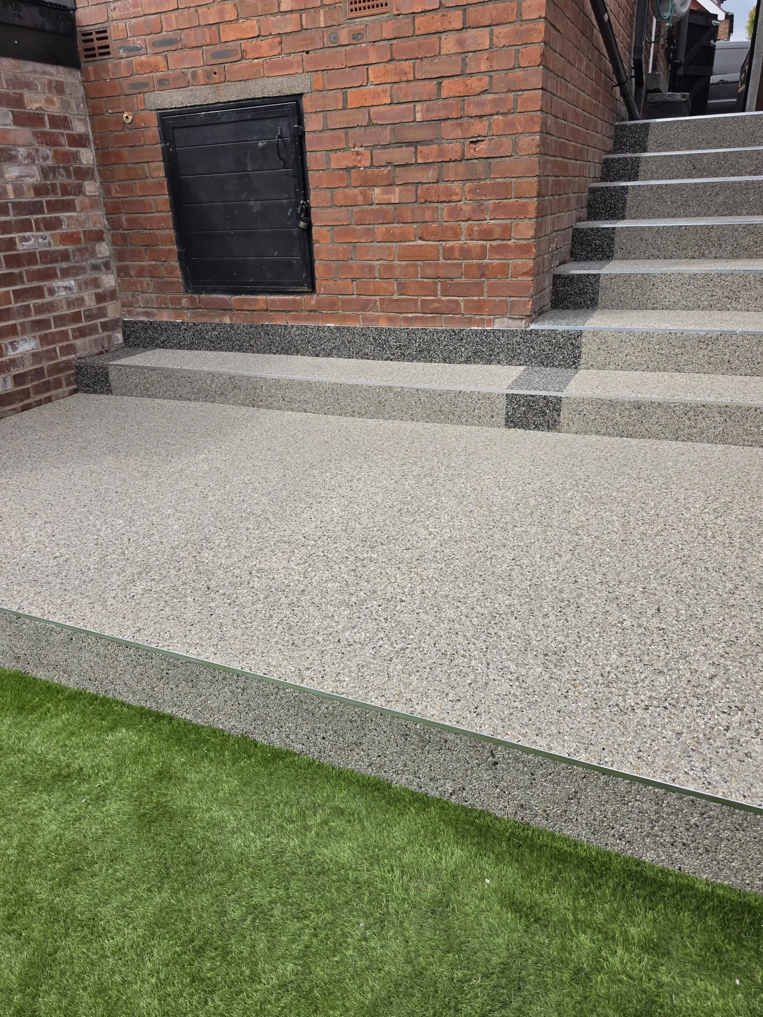 Garage & Driveway Resin example 3
