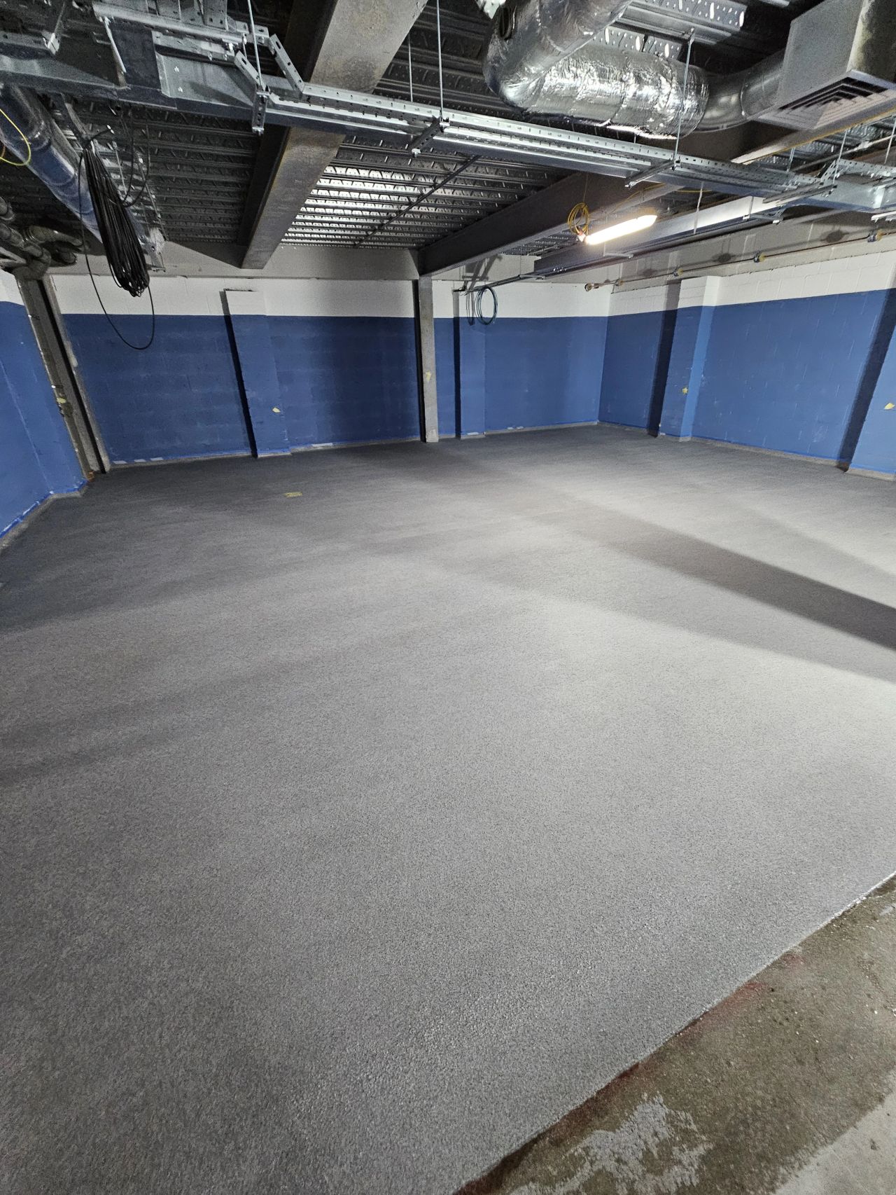 Anti-slip safety flooring